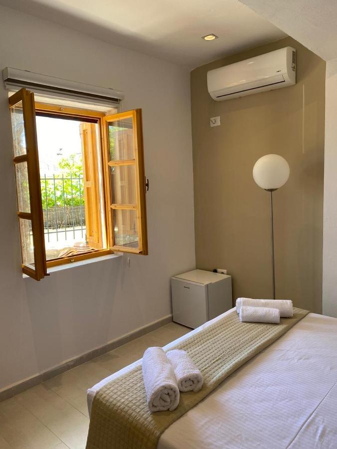 Old Town Hotel Dhërmi Εξωτερικό φωτογραφία